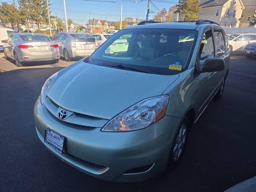 2008 Toyota Sienna CE