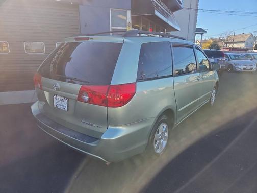 2008 Toyota Sienna CE