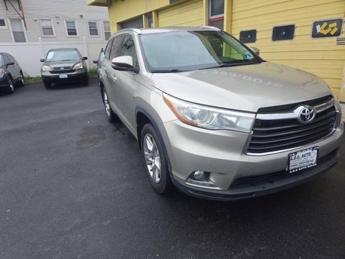 2016 Toyota Highlander Limited