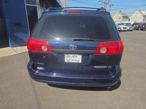 2006 Toyota Sienna CE
