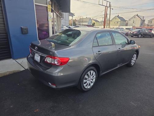 2012 Toyota Corolla LE