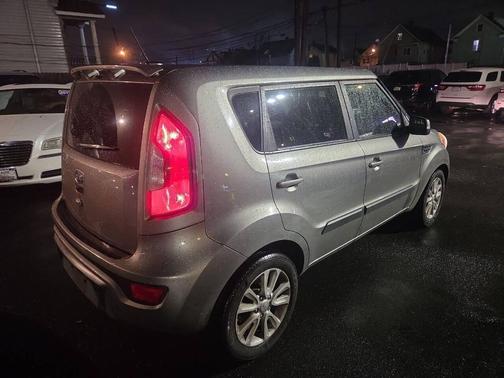 2012 Kia Soul +