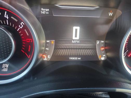 B5 Blue Pearl Coat 2015 Dodge Challenger R/T