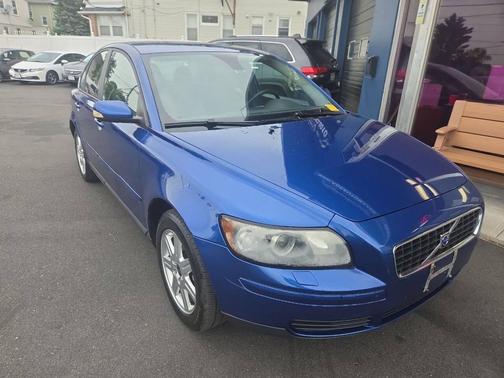 Blue 2006 Volvo S40 2.4i