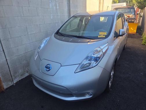 2012 Nissan Leaf SL