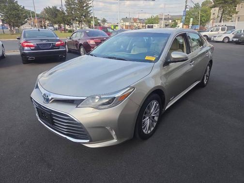 2016 Toyota Avalon Hybrid Limited