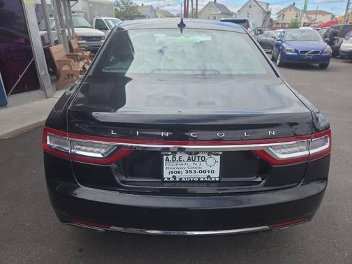 Black Velvet 2018 Lincoln Continental Livery