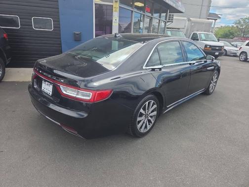 Black Velvet 2018 Lincoln Continental Livery