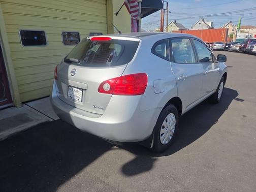 2009 Nissan Rogue S