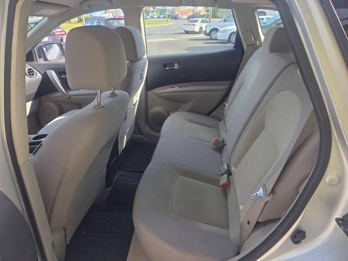 2009 Nissan Rogue S