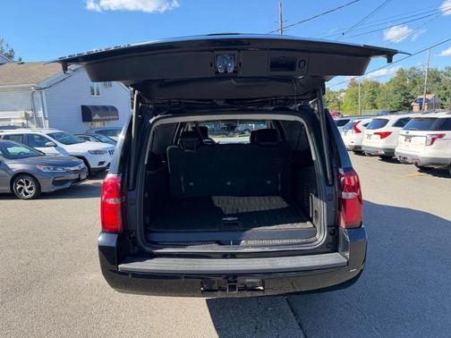 Black 2019 Chevrolet Suburban LT