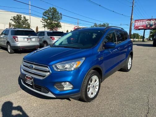 Blue 2018 Ford Escape SEL