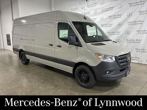 2025 Mercedes-Benz Sprinter 2500 High Roof