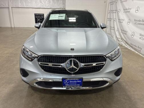 Silver Metallic 2026 Mercedes-Benz GLC 300 4MATIC