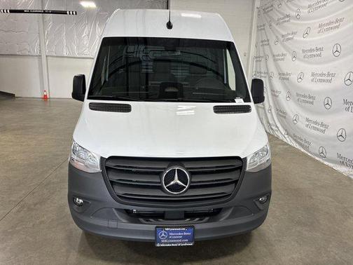 2025 Mercedes-Benz Sprinter 2500 High Roof