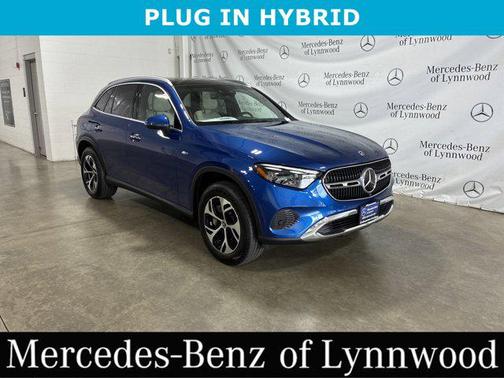 2025 Mercedes-Benz GLC 350e Base