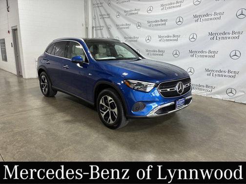 2025 Mercedes-Benz GLC 350e Base