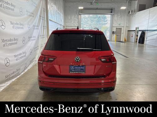 2024 Volkswagen Tiguan 2.0T SE R-Line Black 4MOTION