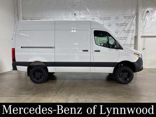 2025 Mercedes-Benz Sprinter 2500 High Roof