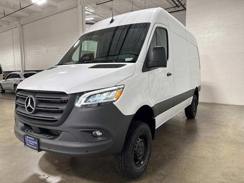 2025 Mercedes-Benz Sprinter 2500 High Roof