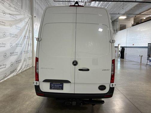 2025 Mercedes-Benz Sprinter 2500 High Roof