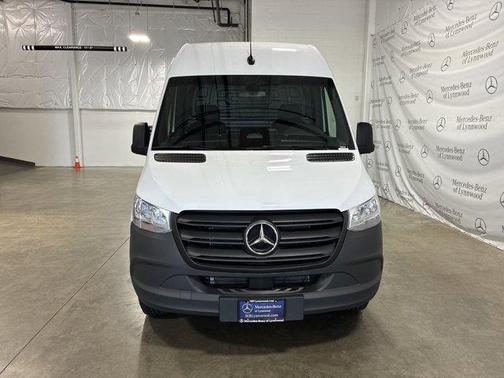 2025 Mercedes-Benz Sprinter 2500 High Roof