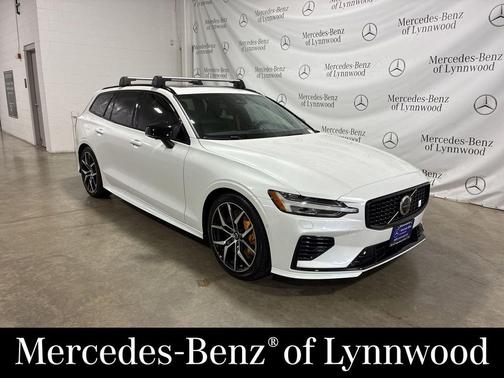 2024 Volvo V60 Recharge Plug-In Hybrid Polestar