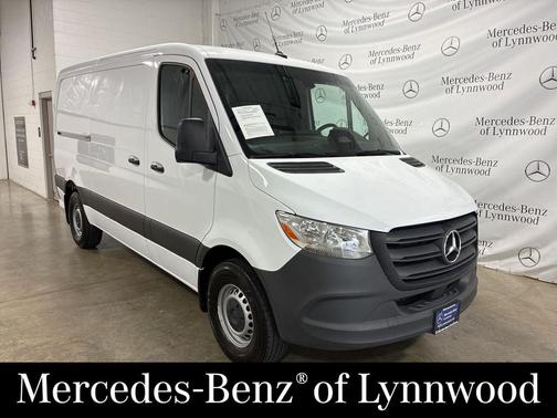 2025 Mercedes-Benz Sprinter 2500 Standard Roof