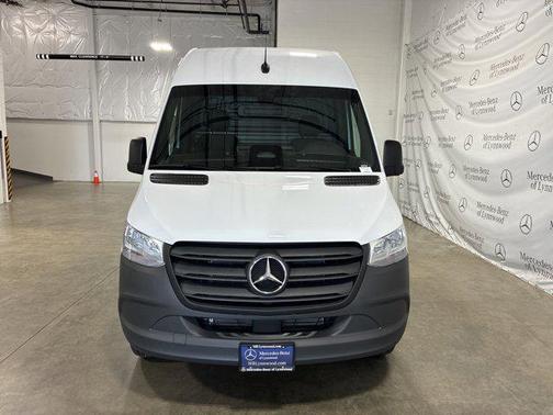 2025 Mercedes-Benz Sprinter 2500 High Roof