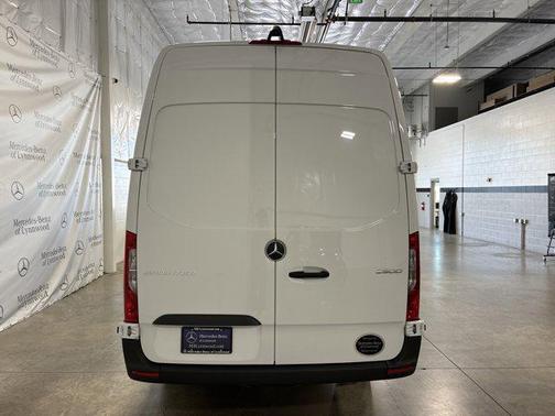 2025 Mercedes-Benz Sprinter 2500 High Roof