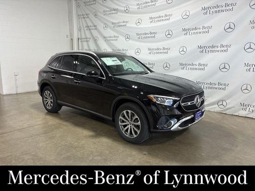 2026 Mercedes-Benz GLC 300 4MATIC