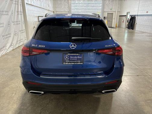 2025 Mercedes-Benz GLC 300 4MATIC