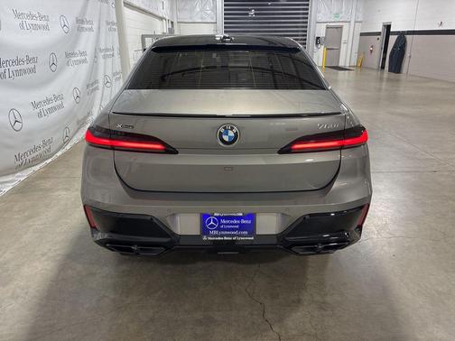 2024 BMW 760 xDrive