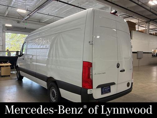2025 Mercedes-Benz Sprinter 2500 High Roof