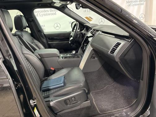 2021 Land Rover Discovery P360 S R-Dynamic