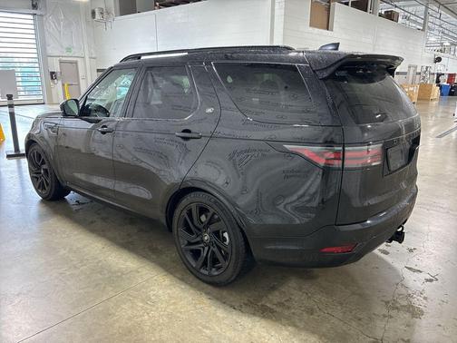 2021 Land Rover Discovery P360 S R-Dynamic