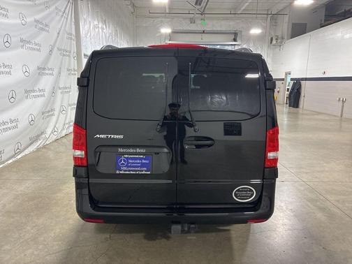 2023 Mercedes-Benz Metris Base