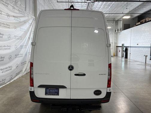 2025 Mercedes-Benz Sprinter 2500 High Roof