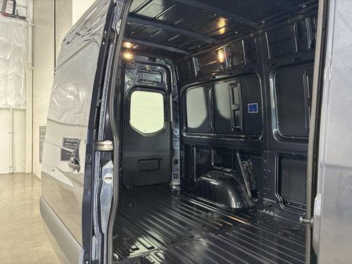 2025 Mercedes-Benz Sprinter 2500 High Roof