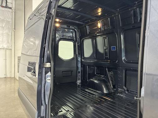 2025 Mercedes-Benz Sprinter 2500 Standard Roof