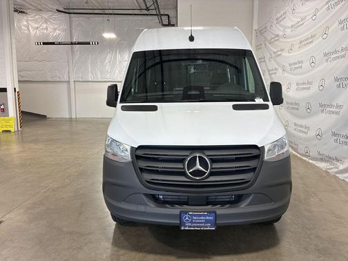 2025 Mercedes-Benz Sprinter 2500 High Roof