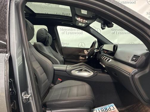2025 Mercedes-Benz GLS 580 4MATIC