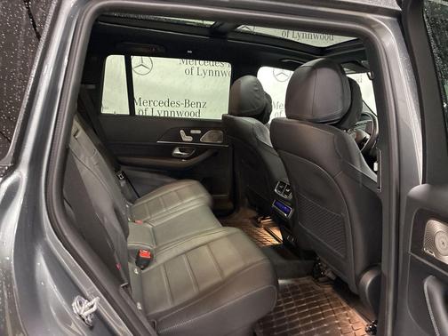 2025 Mercedes-Benz GLS 580 4MATIC