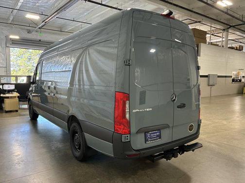 2025 Mercedes-Benz Sprinter 2500 High Roof