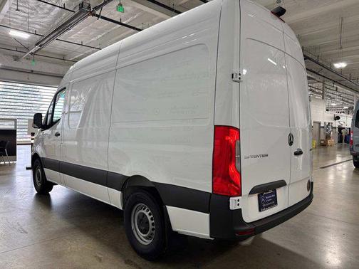 2025 Mercedes-Benz Sprinter 2500 High Roof