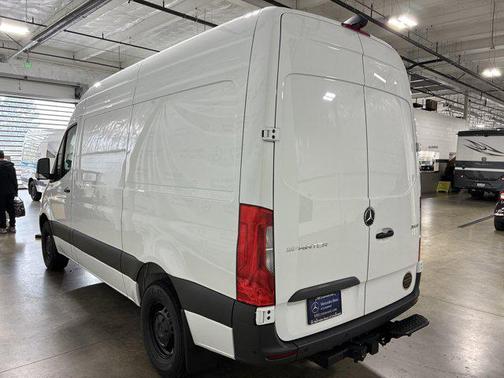 2025 Mercedes-Benz Sprinter 2500 High Roof
