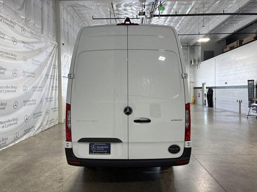 2025 Mercedes-Benz Sprinter 2500 High Roof