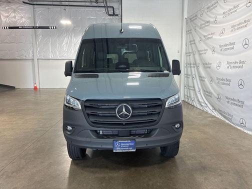 2025 Mercedes-Benz Sprinter 2500 Standard Roof