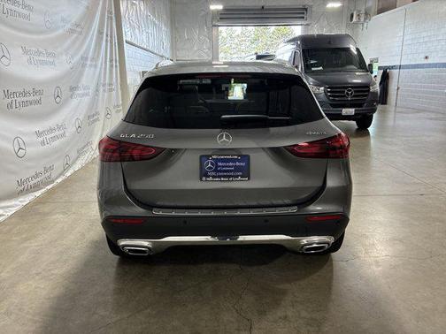 2025 Mercedes-Benz GLA 250 4MATIC