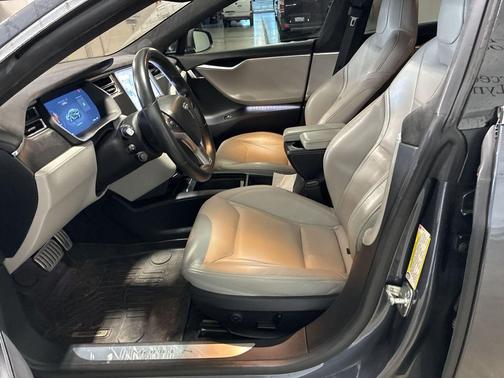 2016 Tesla Model S P90D